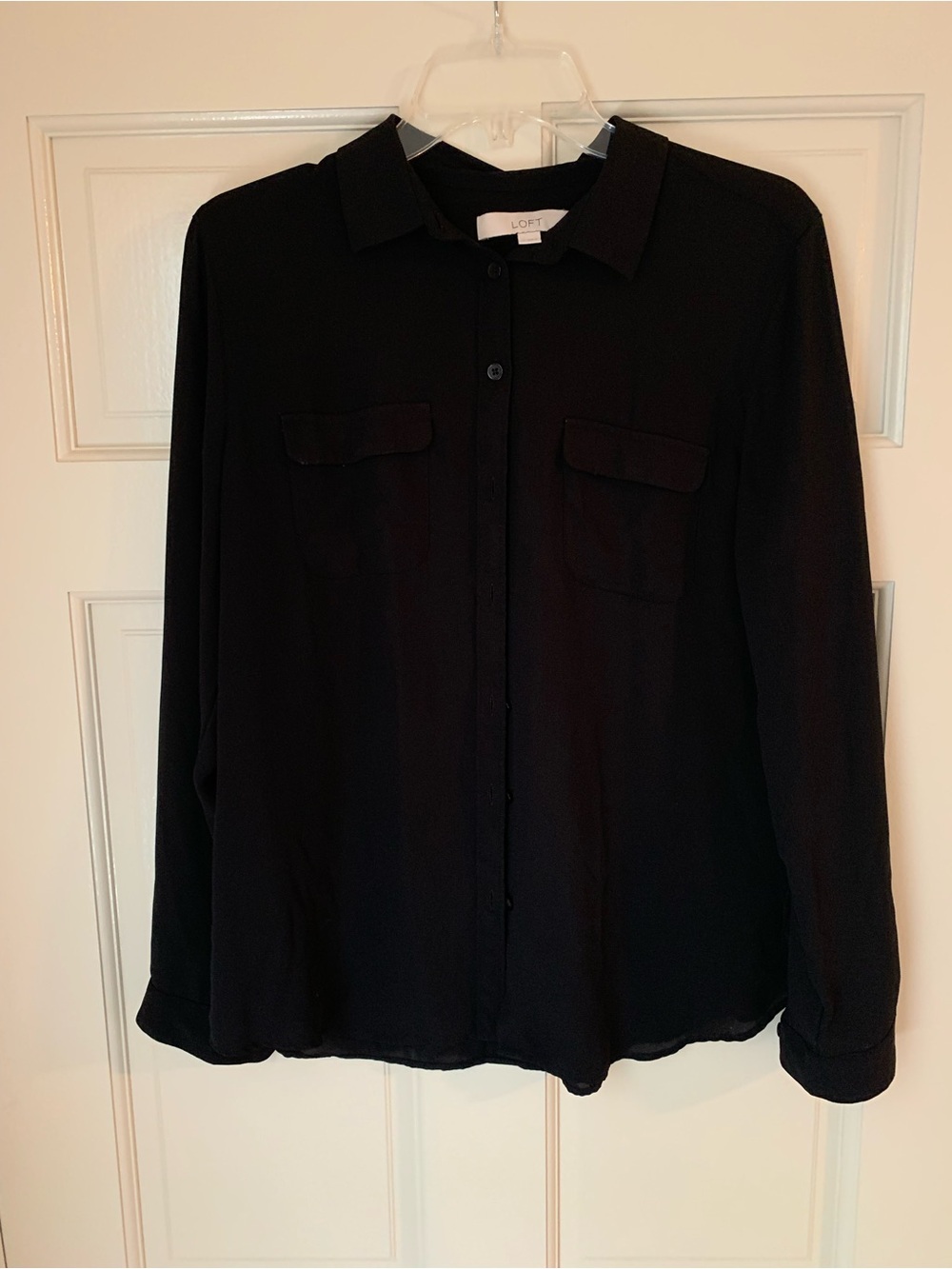 LOFT Women’s Black Long-Sleeve Button-Down Shirt
